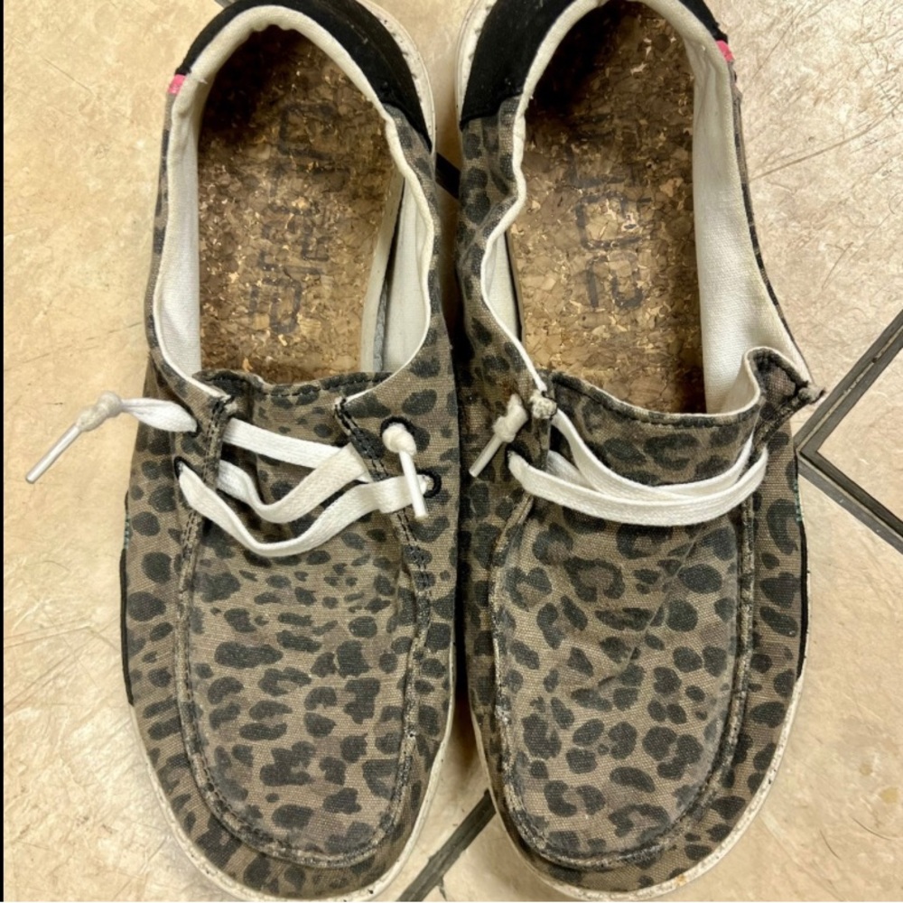 Hey Dude Women's Leopard Moccasins - Picture 3 of 4